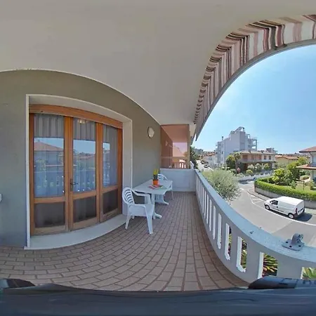 Apartments In Lignano Sabbiadoro 42747
